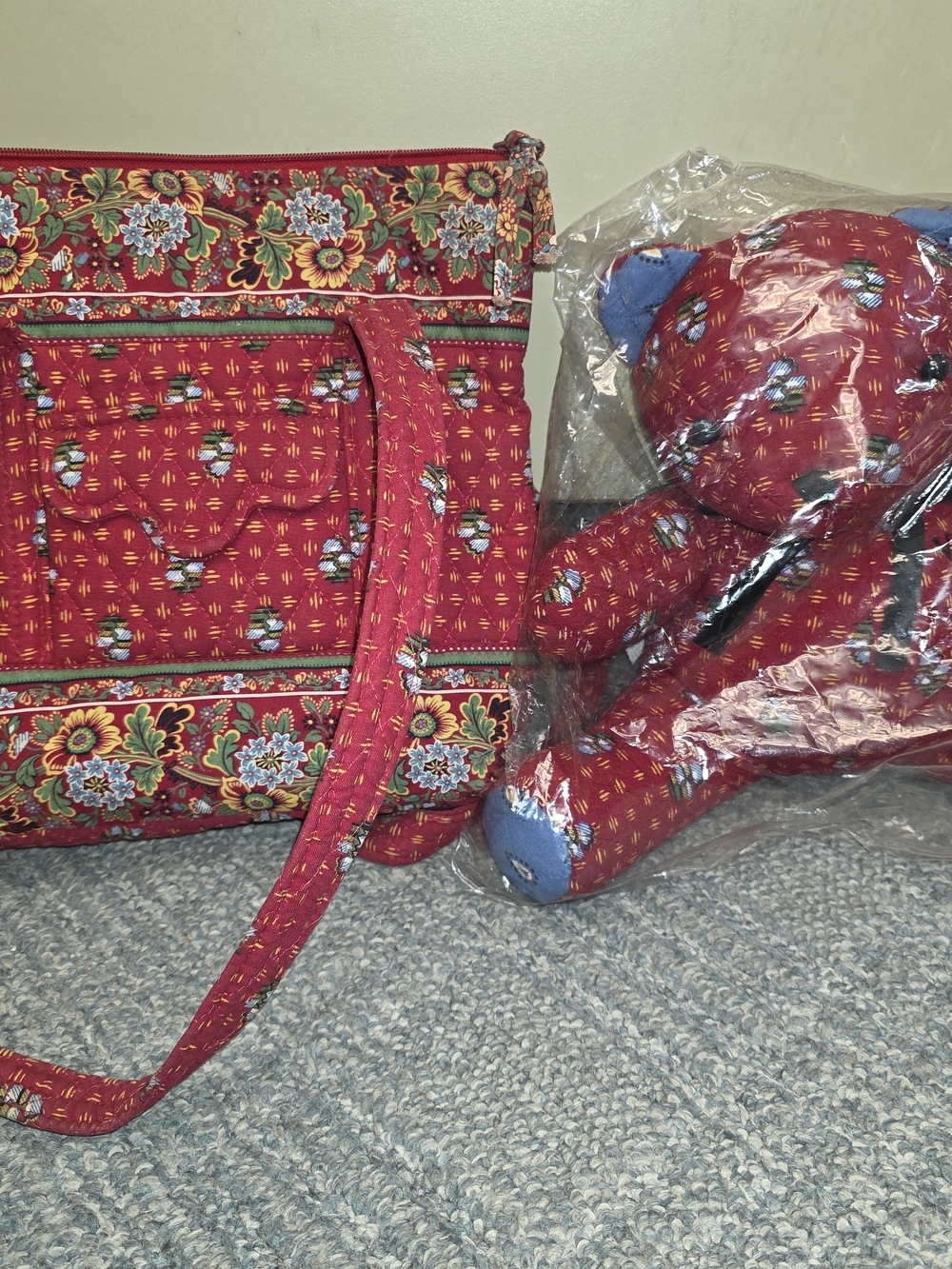 Vera Bradley Quilted Red Bee Print Bag Matching New Fred Bear